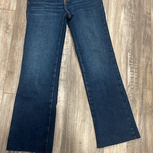 Zara High Rise Raw Hem Flare Cropped Stretchy Jeans Dark Wash Size 0 - Picture 5 of 9